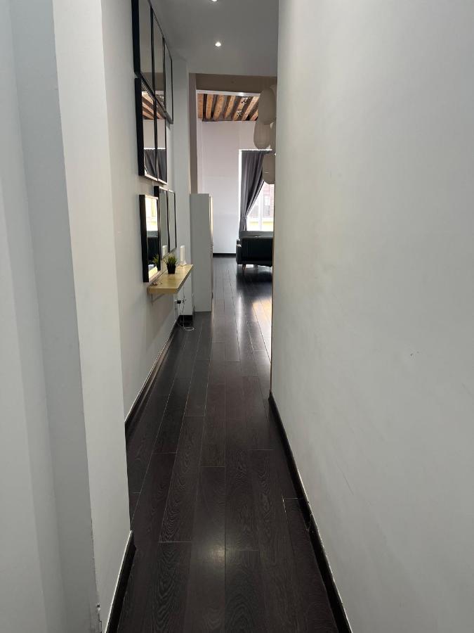 Appartement Carretas Duplex Exterior Izquierda à Madrid Extérieur photo